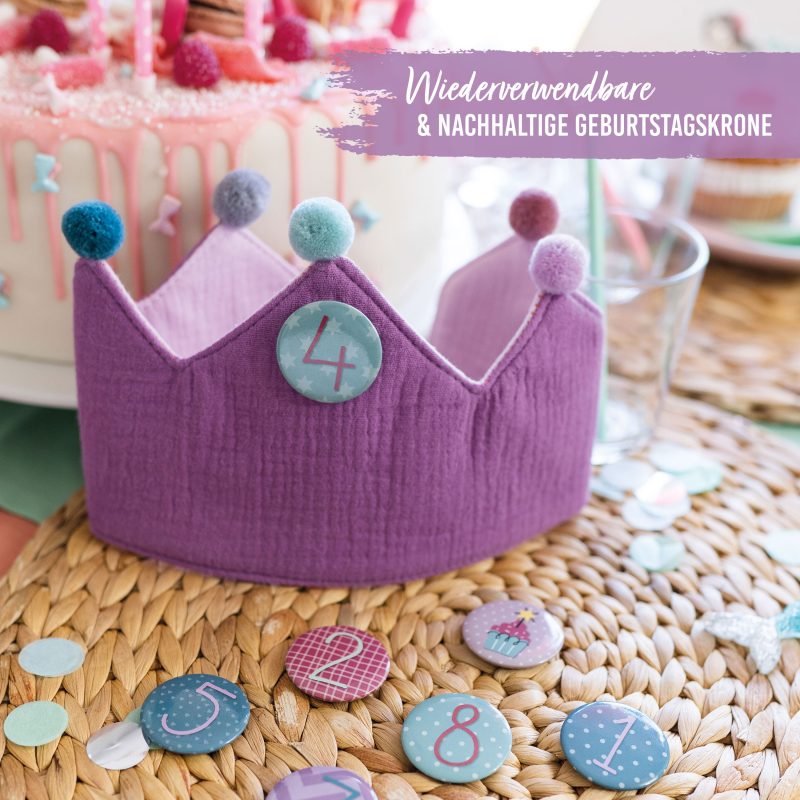 Geburtstagskrone Lila mit Name bestickt inkl. Button 1-9 & Größenverstellbar -Musselin  Papierdrachen