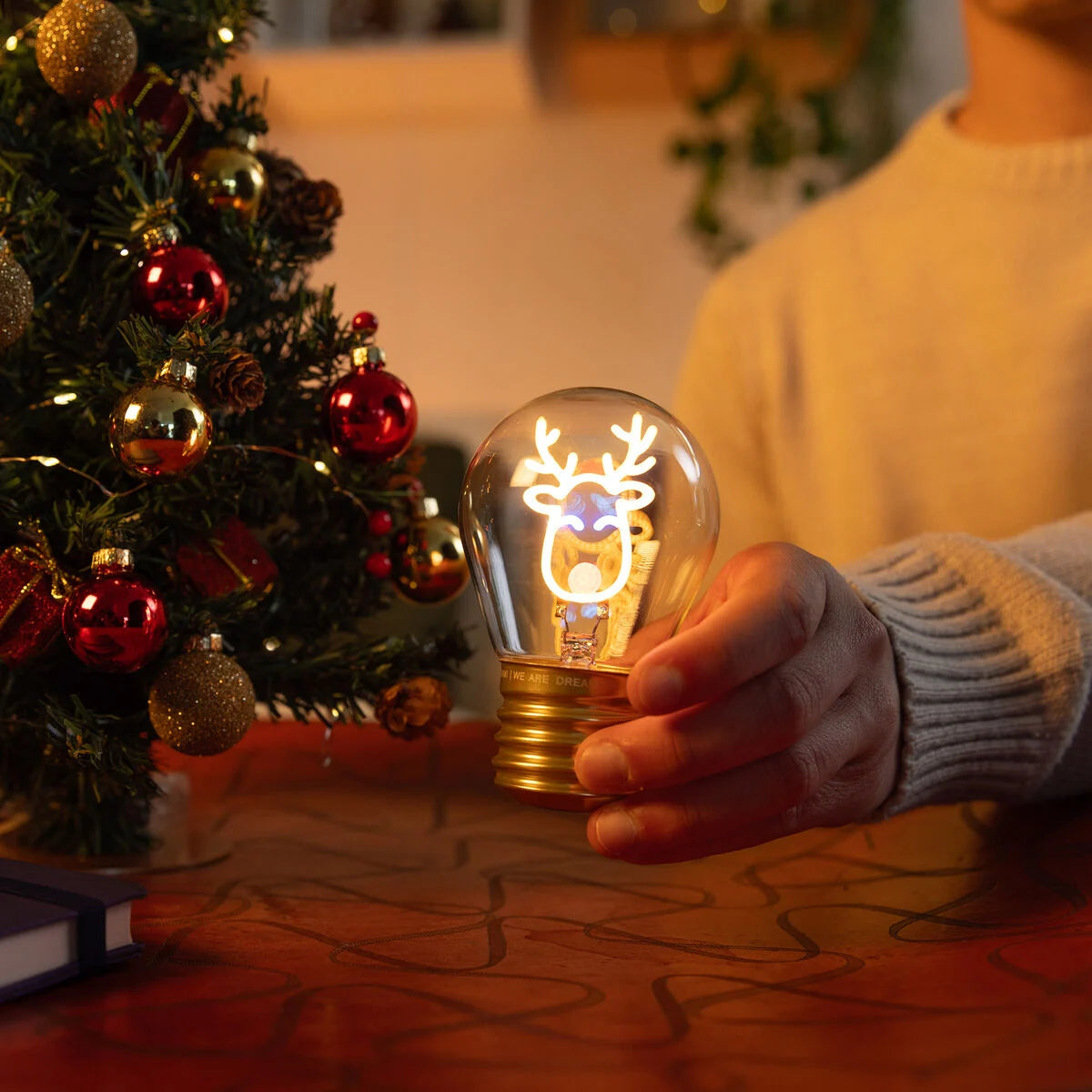 Deko-Weihnachtstischlampe in Glühbirnenform - Reindeer - Bulb Fiction Legami
