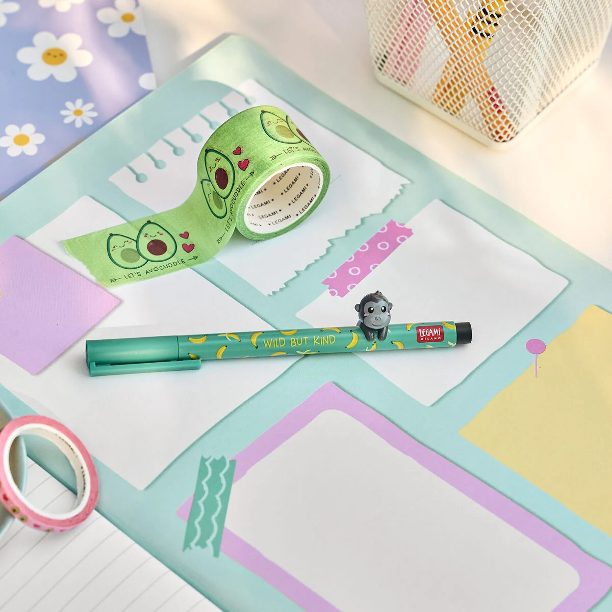 Stift mit Deko-Tierchen Gorilla „Wild but Kind“ - Lovely Friends