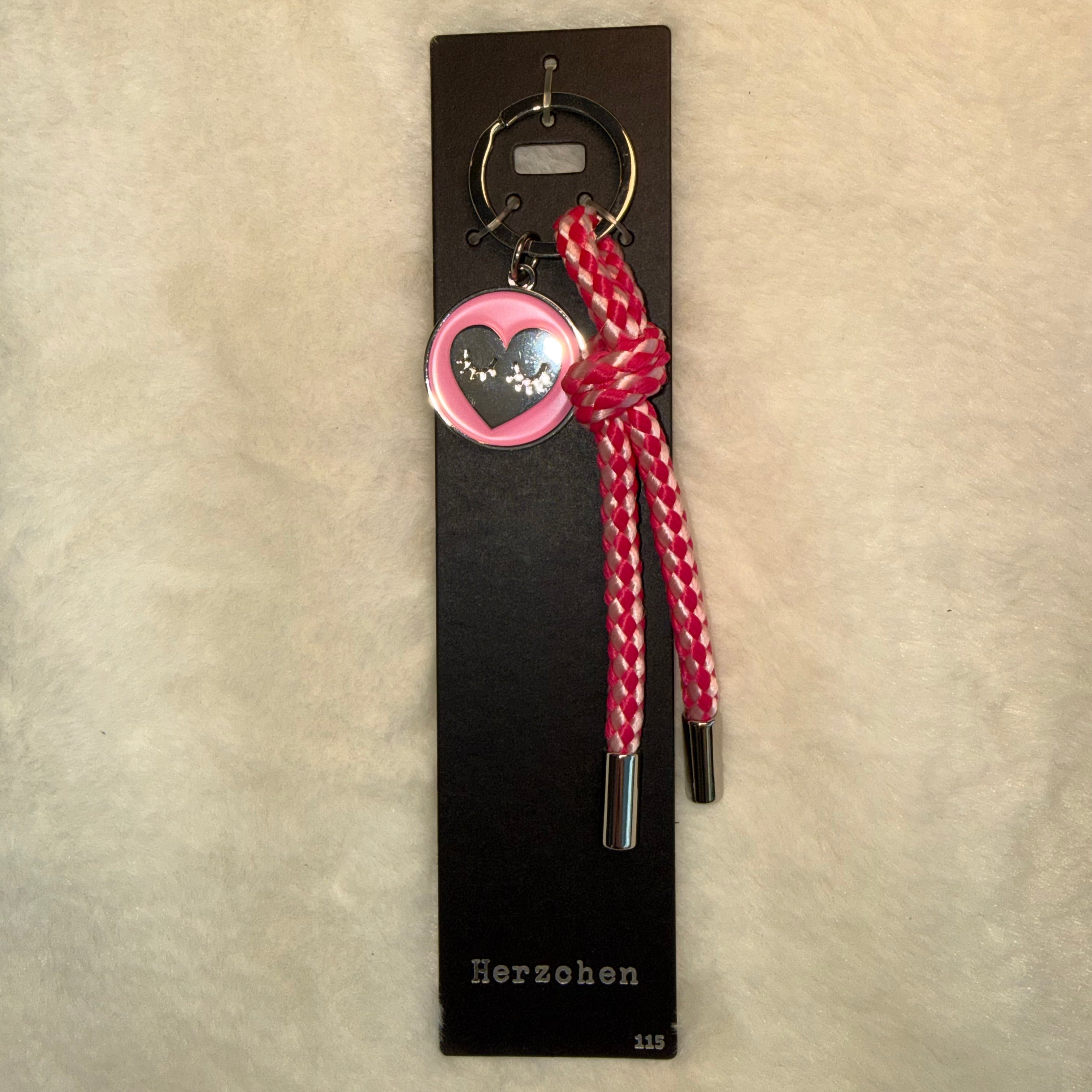 Schlüsselanhänger 100-150