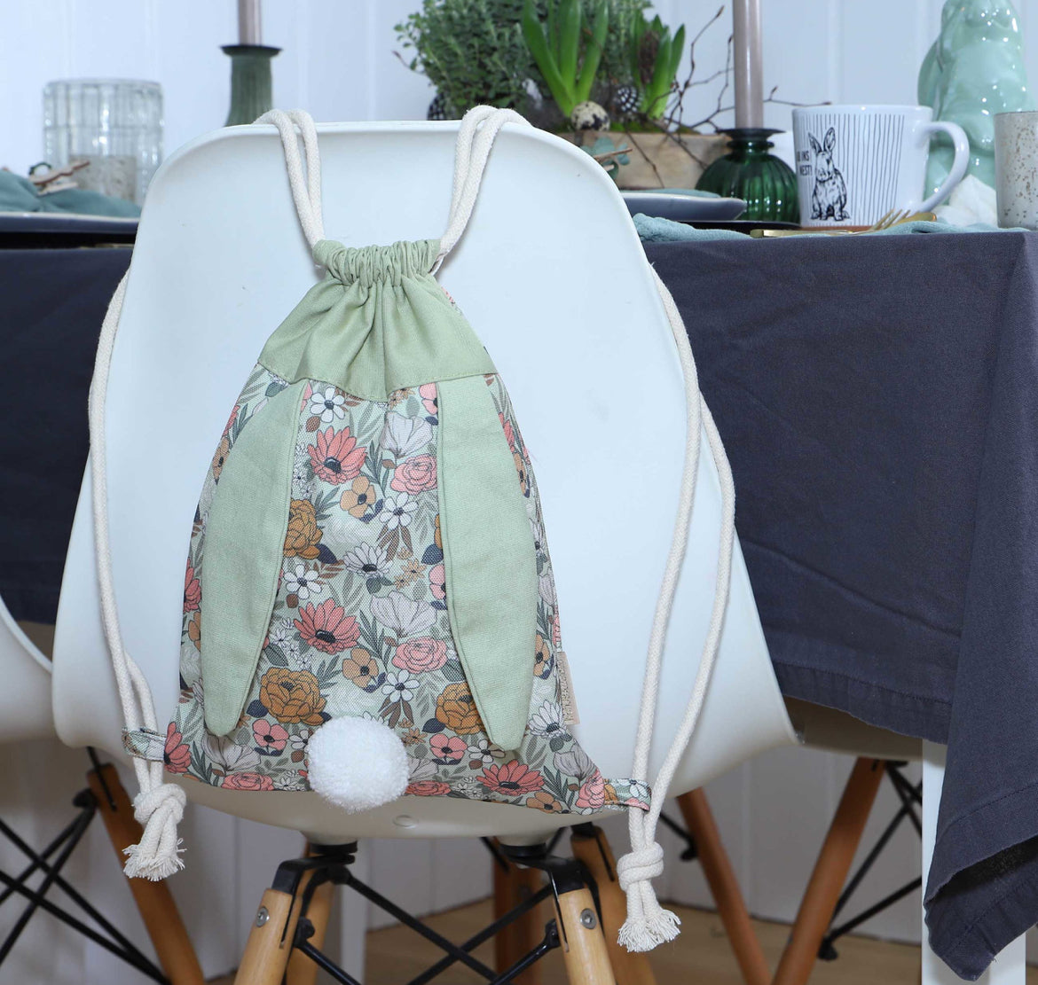 Hasenrucksack Grün mit Name bestickt