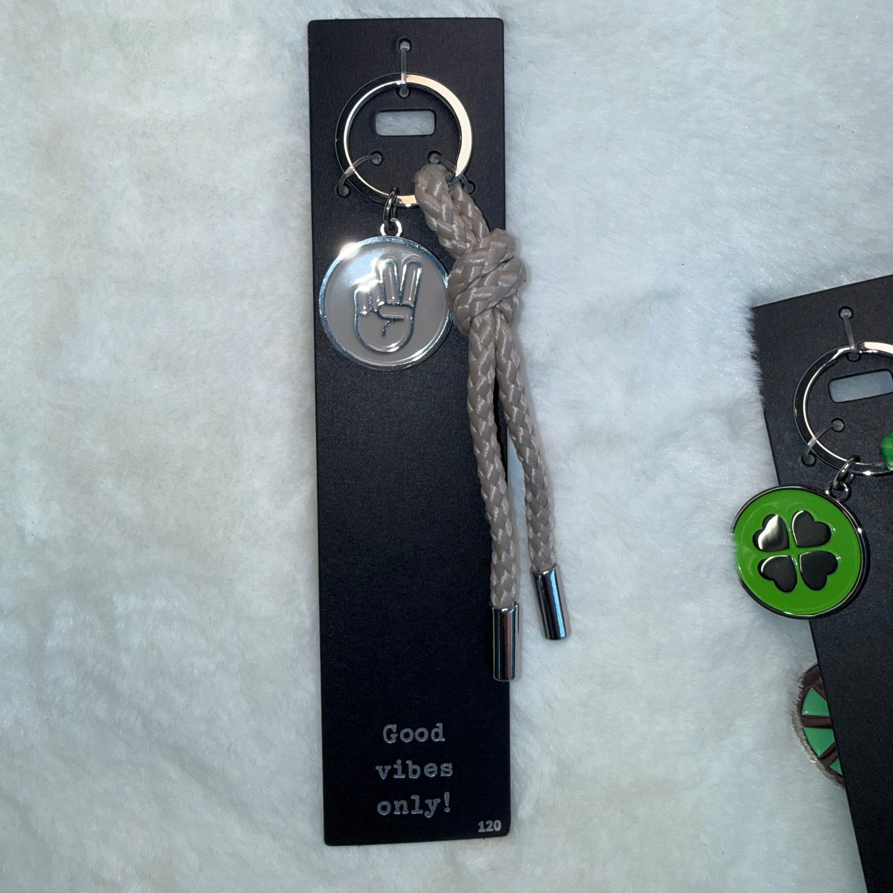 Schlüsselanhänger 100-150