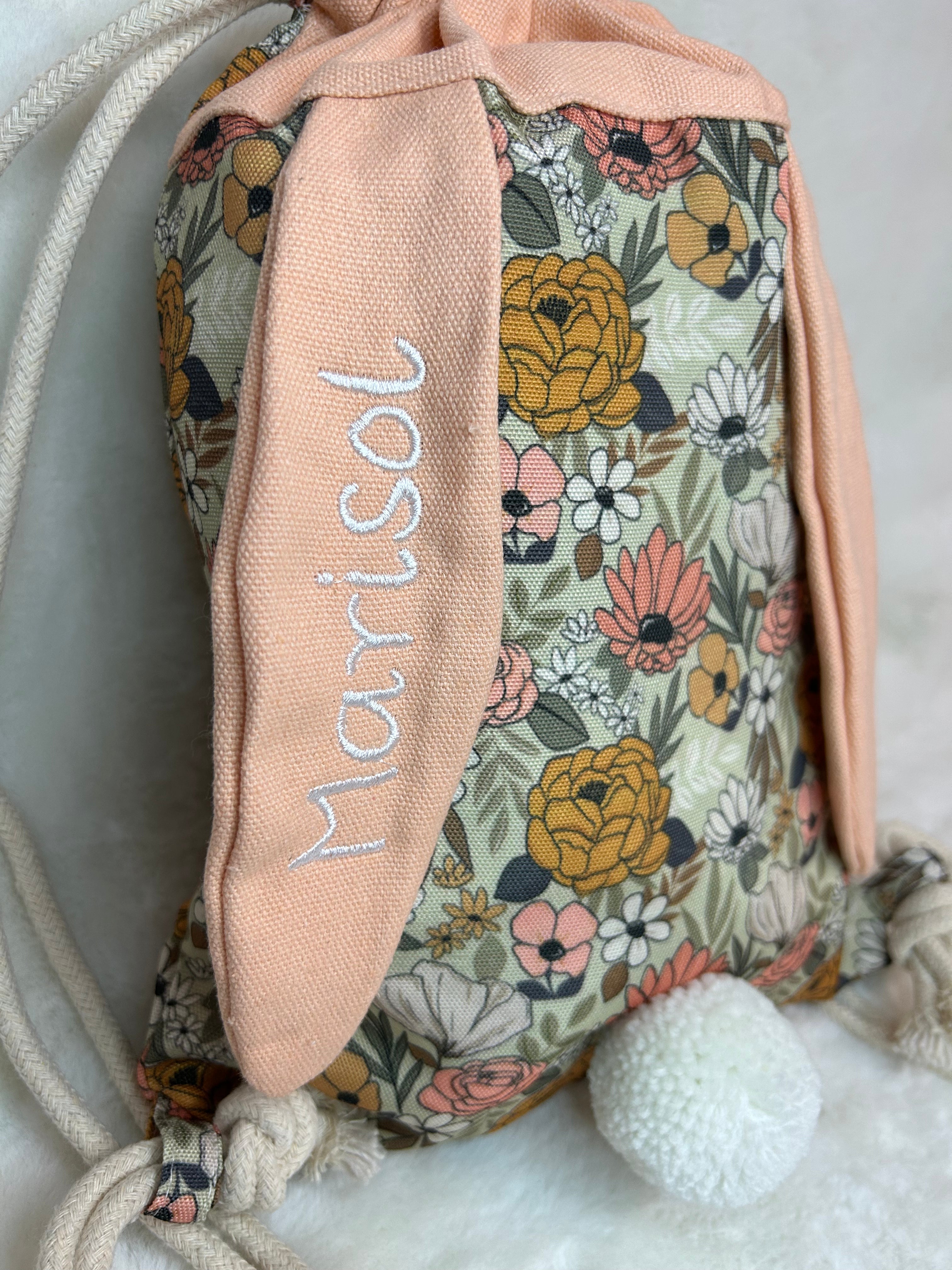 Hasenrucksack Grün mit Name bestickt