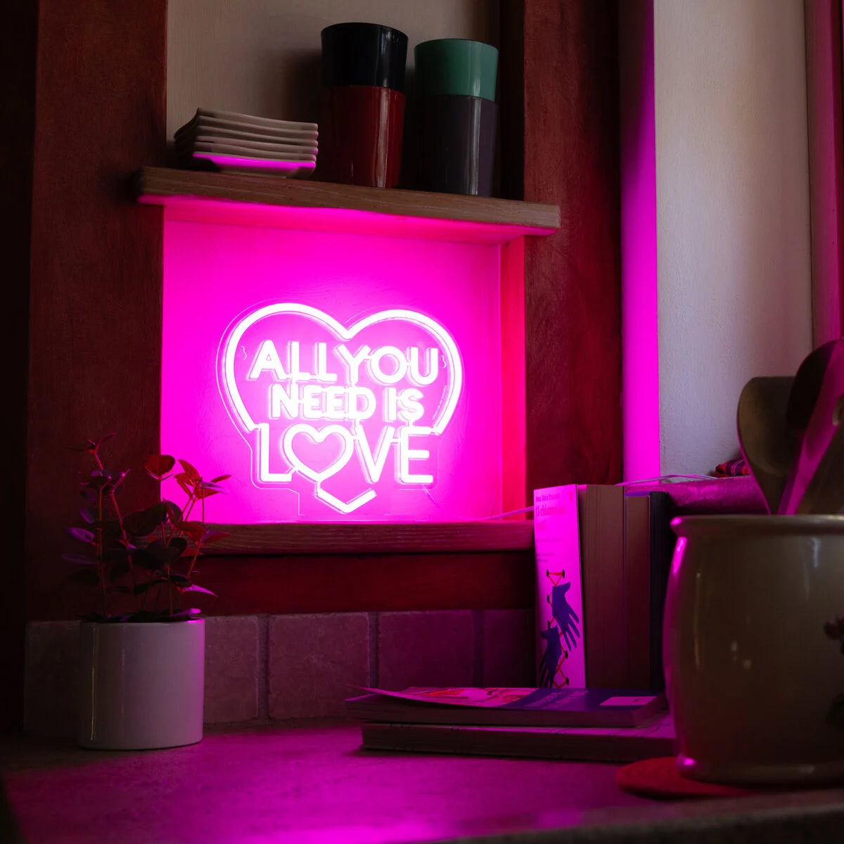 Neon Effect Led Lamp - All You Need is Love - Legami
