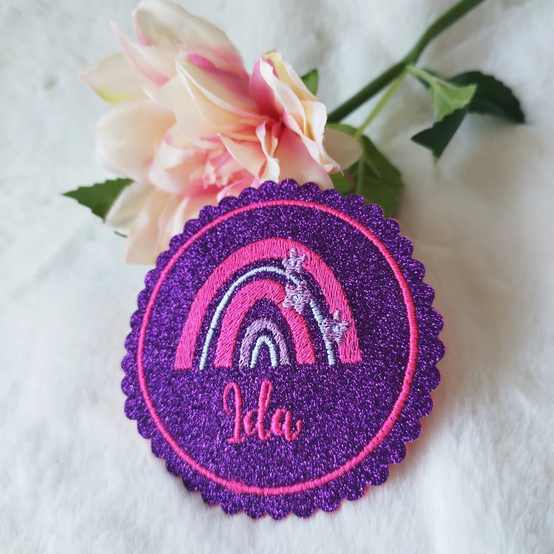Regenbogen + Name als Klettie Magnetpatch Aufnäher Aufbügeln Anhänger
