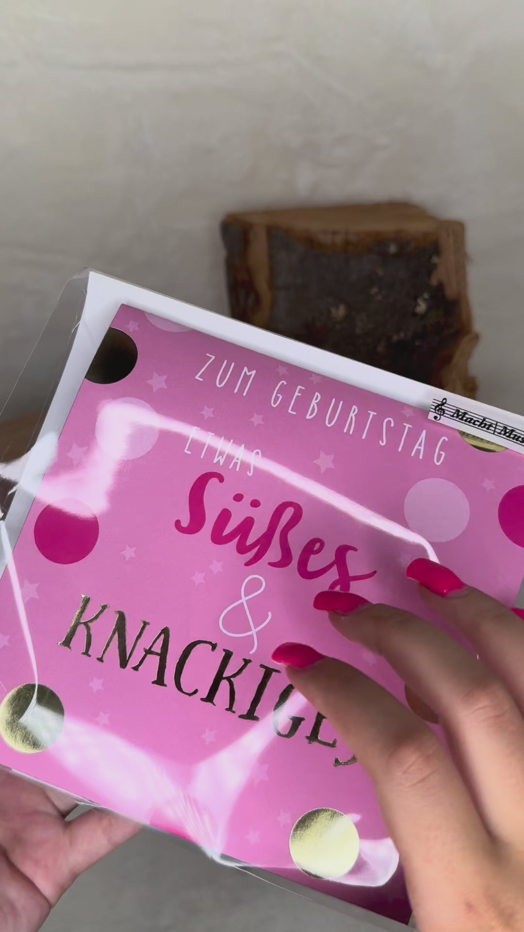 Video laden: Zum Geburtstag etwas süßes &amp; knackiges Musikkarte - Depesche